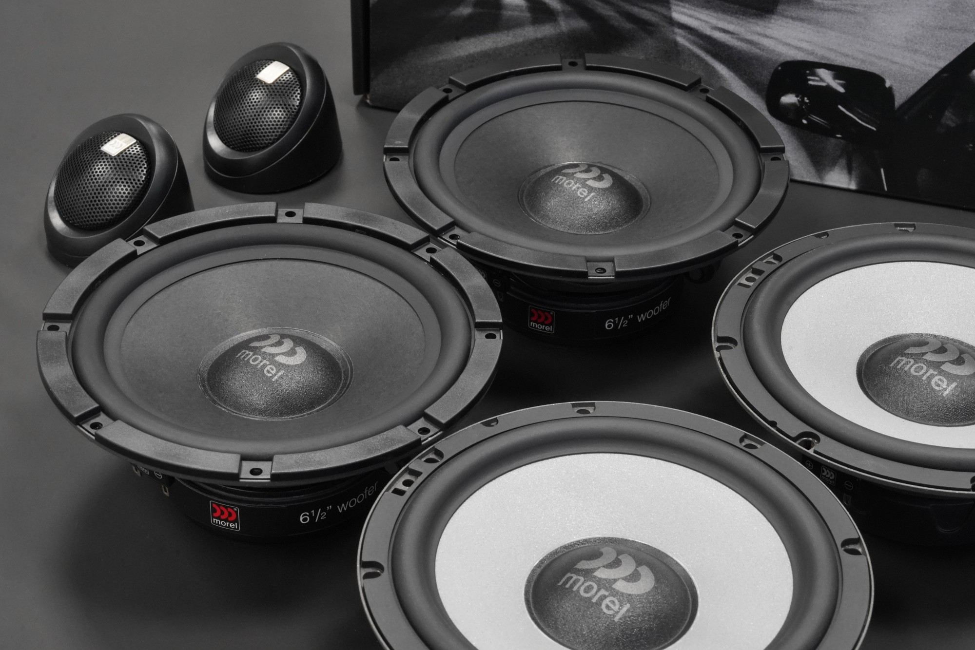 Morel Maximo Ultra 602 vs. 602HE: kívül hasonló, belül más – melyiket válasszuk?