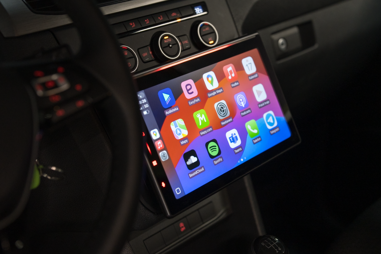 A legújabb Pioneer autórádiók óriási kijelzővel újdonságként szerepelnek kínálatunkban