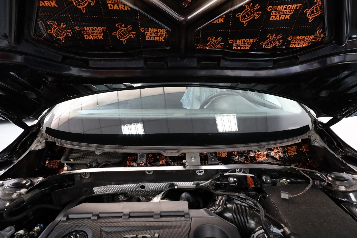 Autó torpédó hangszigetelése lépésről lépésre