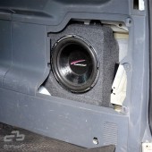 OEM mélyláda Basser 12" – Mercedes Viano