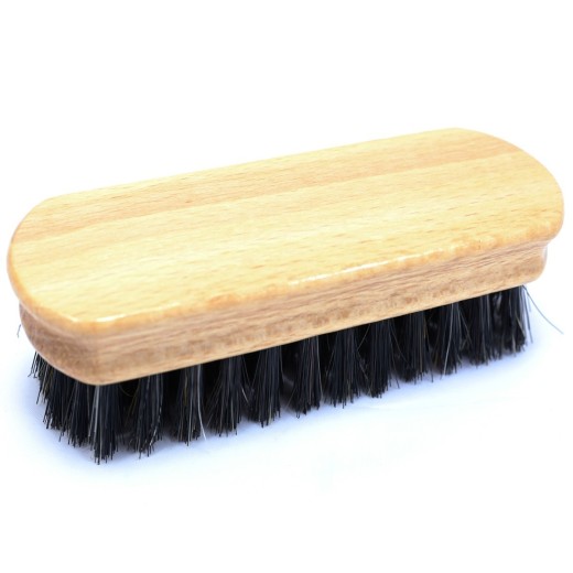 Poka Premium Brush for Leather and Upholstery Medium kefe