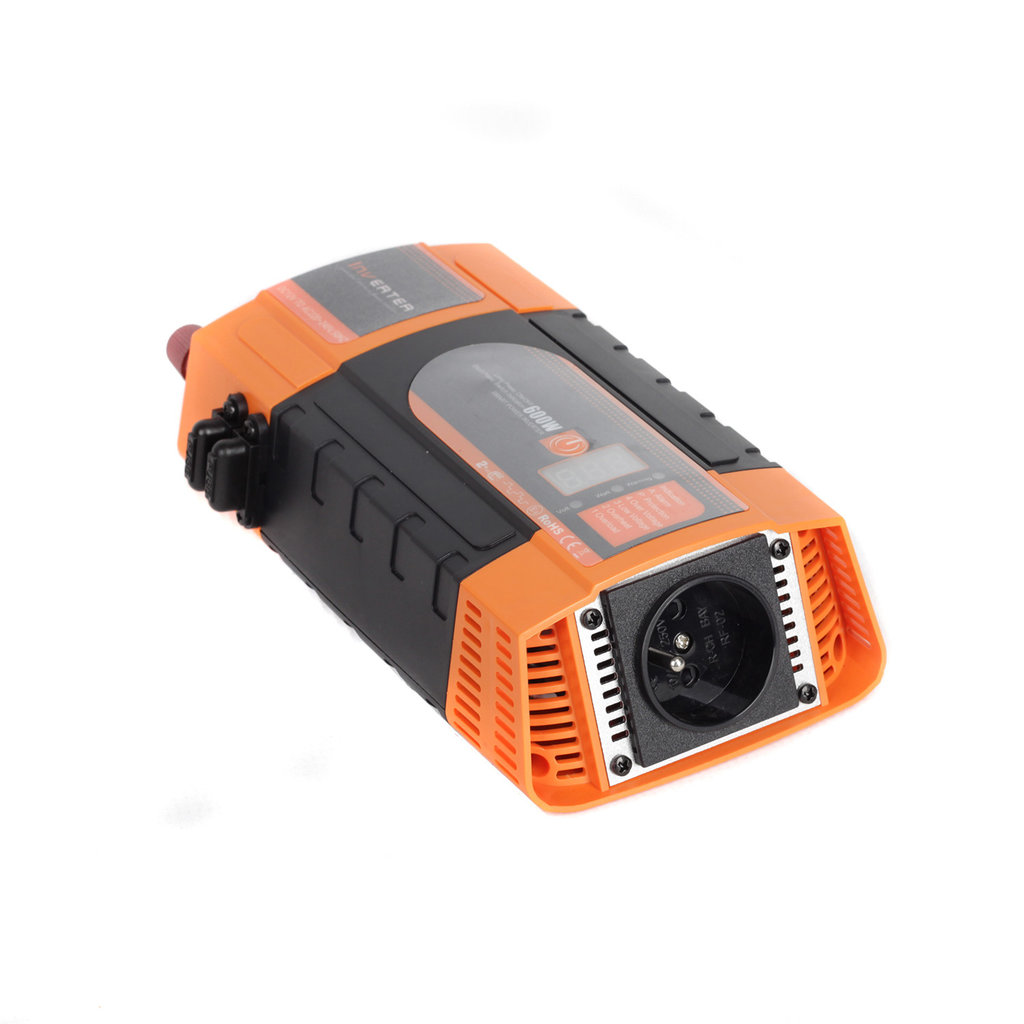 Feszültség átalakító 12V-tól 230V-ig, USB, 600W, kijelző - CAR600-D