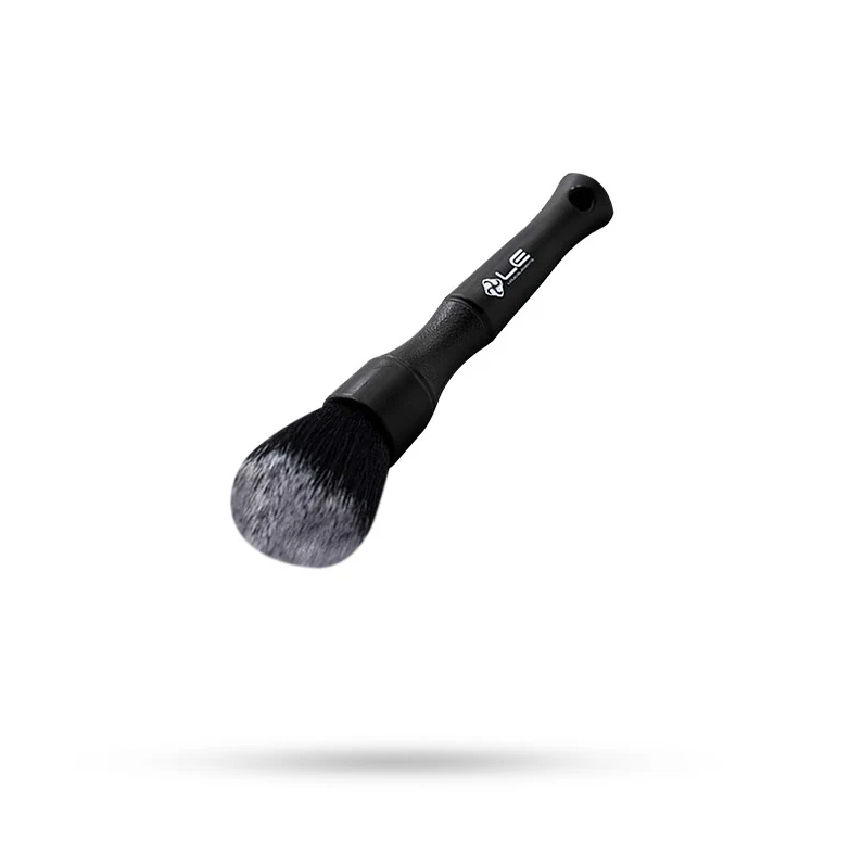Liquid Elements Brush Black & White Ultra Soft - S ultra finom ecset