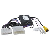 Adapter OEM Subaru parkolókamerához